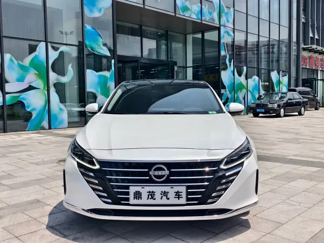 Nissan Teana — Фото автомобиля 2