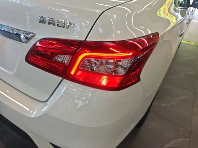 Nissan Sylphy — Фото автомобиля 7