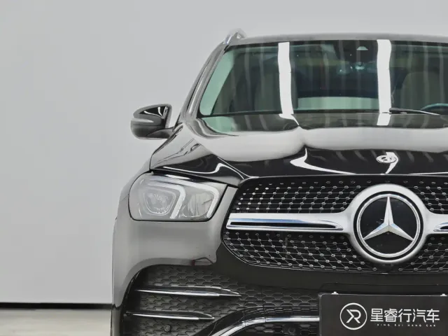 Mercedes-Benz GLE-Class — Фото автомобиля 29
