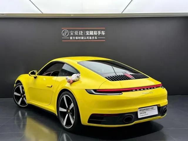 Porsche 911 — Фото автомобиля 3