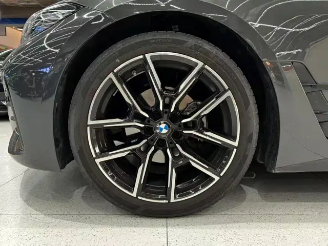 BMW 4 Series — Фото автомобиля 10
