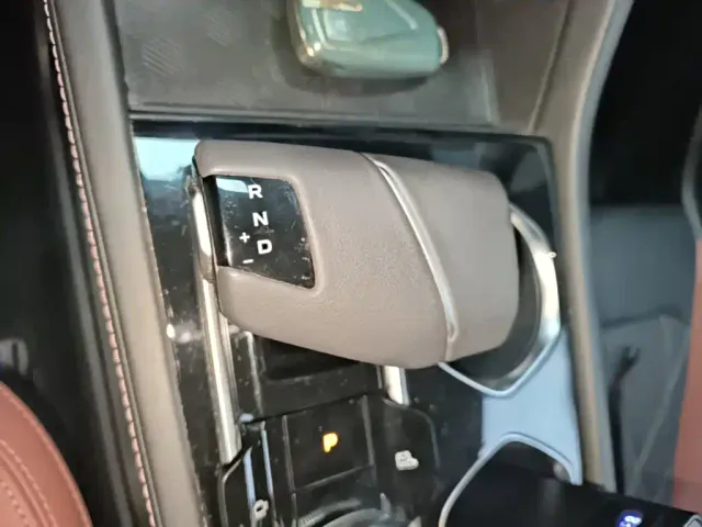Changan Eado — Фото автомобиля 5