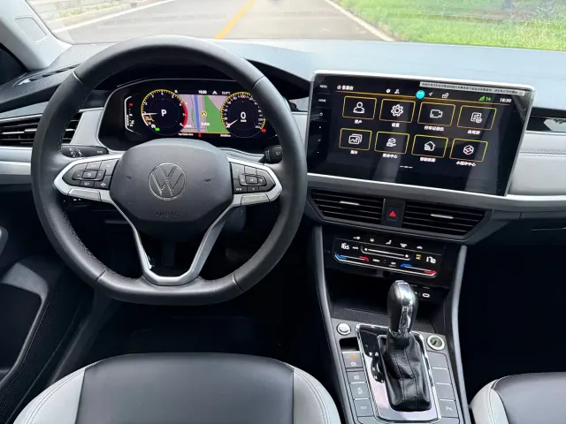 Volkswagen Bora — Фото автомобиля 12