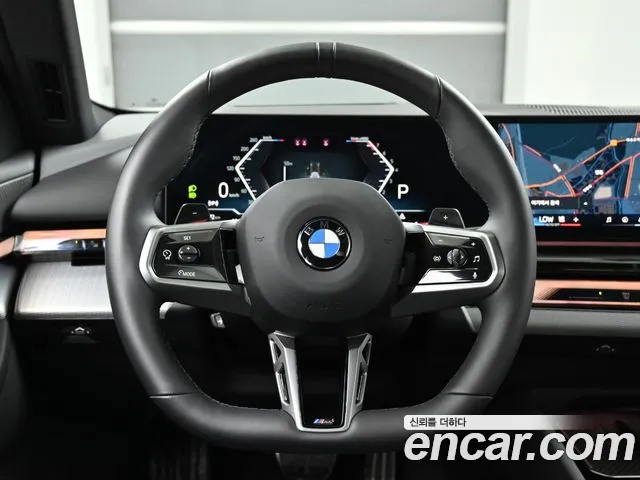 BMW 5 Series G60 — Фото автомобиля 13