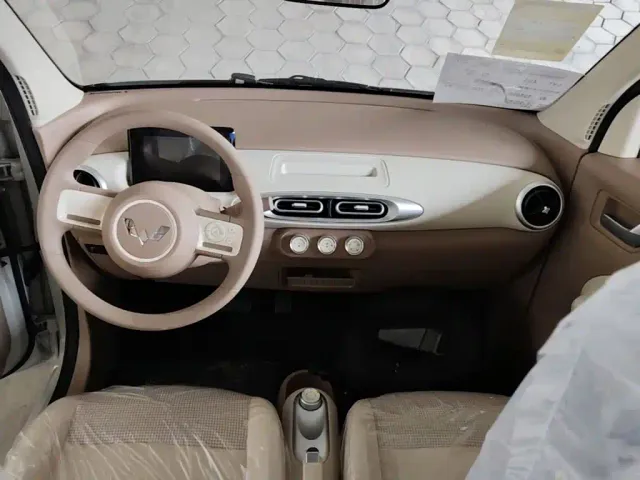 Wuling Hongguang Mini EV — Фото автомобиля 9