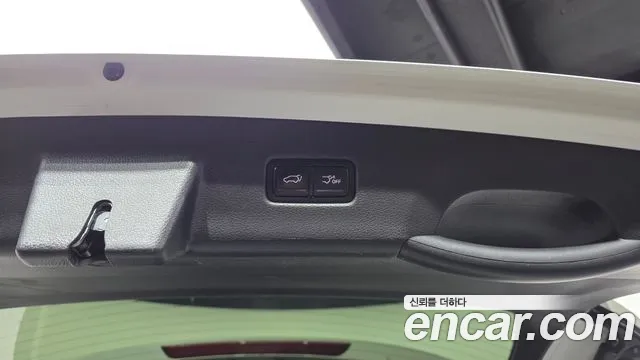 Kia Carnival 4th Gen — Фото автомобиля 21