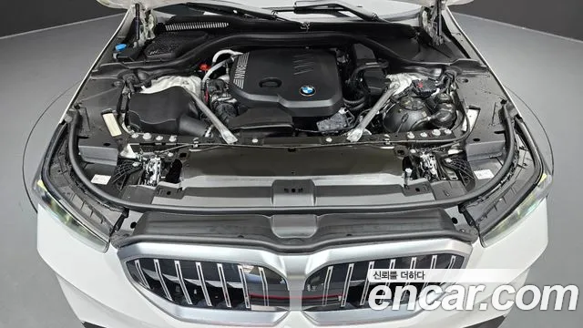 BMW 5-Series 5 серия (G60) — Фото автомобиля 4
