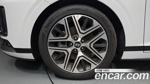 Hyundai Grandeur GN7 — Фото автомобиля 5