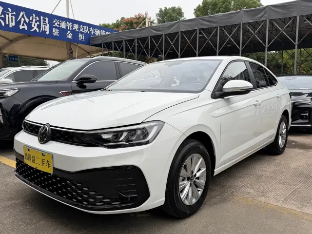 Фотография автомобиля — Volkswagen Lavida