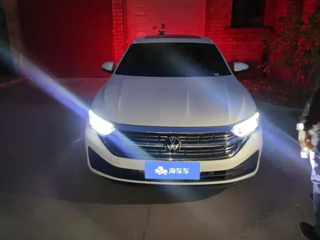 Volkswagen Sagitar — Фото автомобиля 2