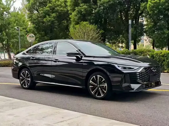 Chery Arrizo 8 PRO 2025 Pro 1.6T Comfort — Фото автомобиля 3