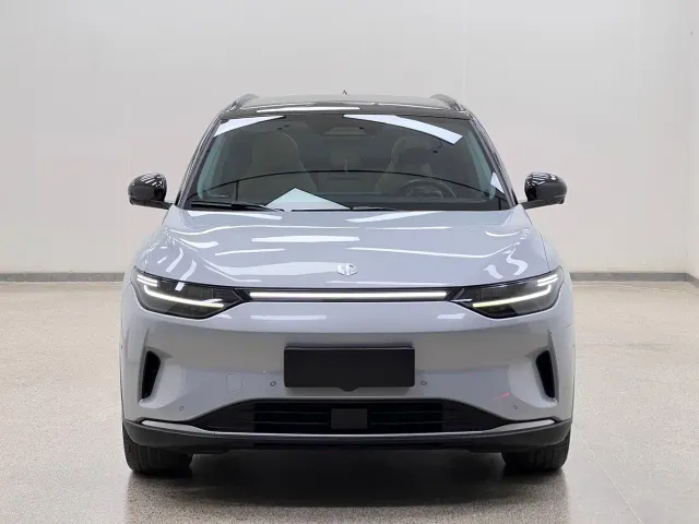 Leapmotor C11 — Фото автомобиля 2