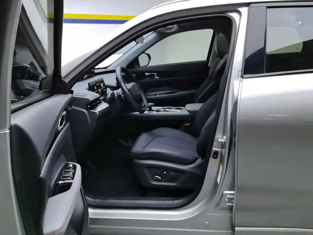 Changan Z6 — Фото автомобиля 9