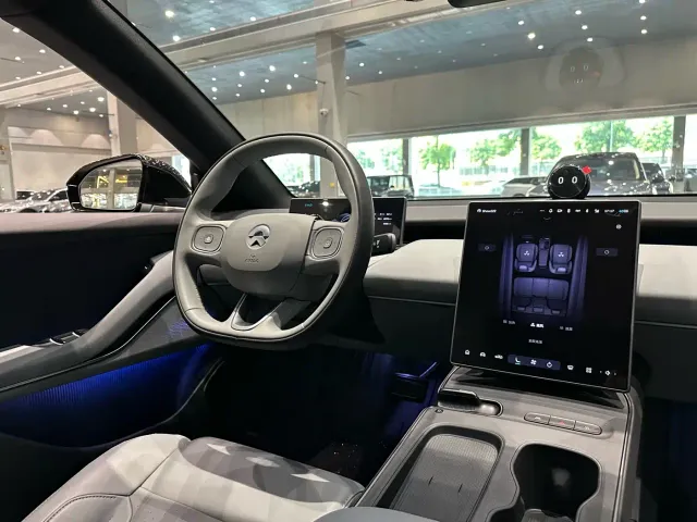 Nio ET5 Touring — Фото автомобиля 14