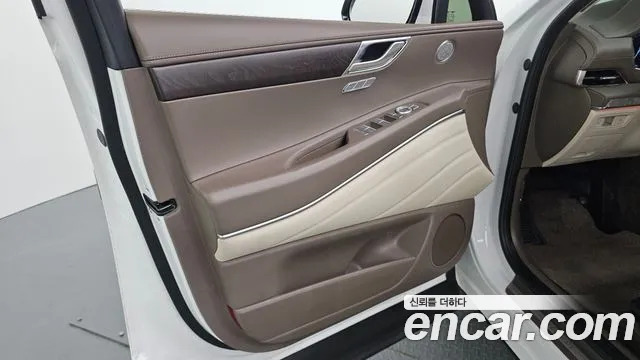 Genesis GV80 2.5T Бензин AWD — Фото автомобиля 23