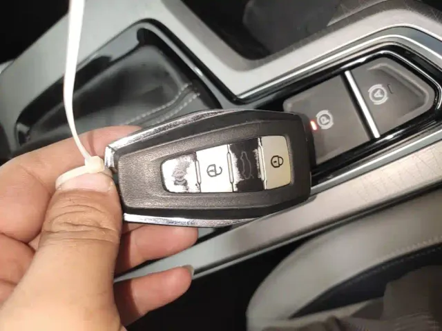 Geely Emgrand — Фото автомобиля 16