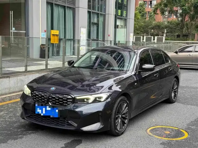 Фотография автомобиля — BMW 3 Series