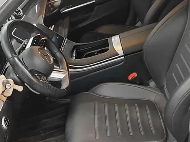 Mercedes-Benz C-Class — Фото автомобиля 7