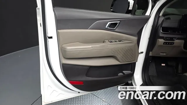 Kia Carnival 4th Gen — Фото автомобиля 13