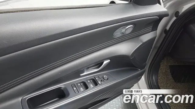Hyundai AVANTE Avante (CN7) — Фото автомобиля 25