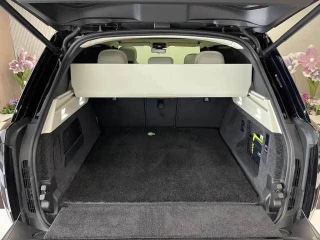 Land Rover Range Rover — Фото автомобиля 28