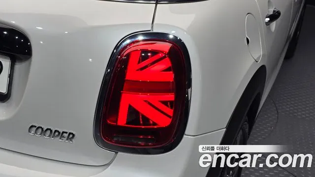 MINI Cooper — Фото автомобиля 8