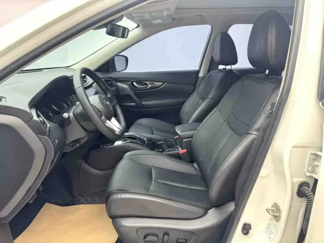 Nissan X-Trail — Фото автомобиля 6