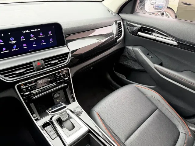 Kia Seltos — Фото автомобиля 10