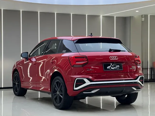 Audi Q2L — Фото автомобиля 18