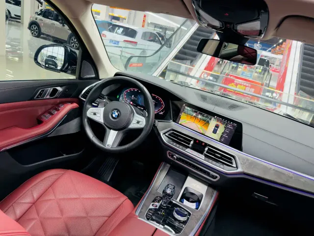 BMW X5 — Фото автомобиля 10