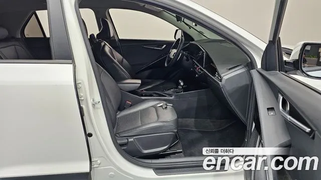 Kia Niro The All New — Фото автомобиля 11