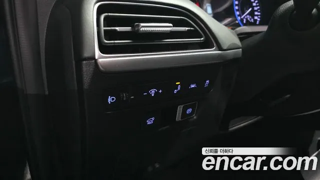 Hyundai Palisade Palisade Дизель 2.2 2WD — Фото автомобиля 18