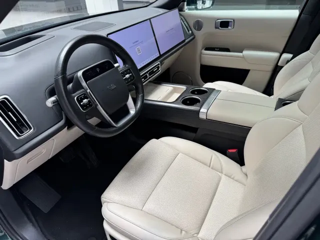 Li Auto L9 — Фото автомобиля 11