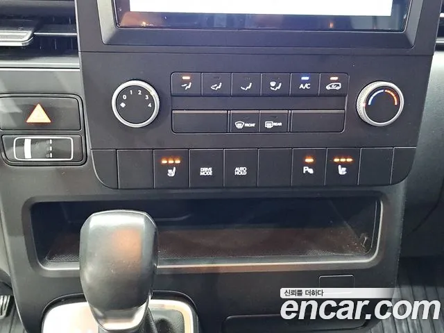 Hyundai Staria — Фото автомобиля 10