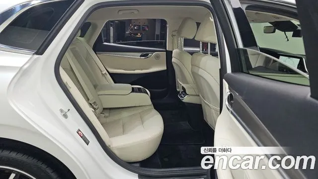Hyundai Grandeur — Фото автомобиля 25