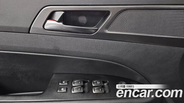 KG_Mobility_Ssangyong Rexton Новый Rexton Sport Дизель 2.2 4WD — Фото автомобиля 8