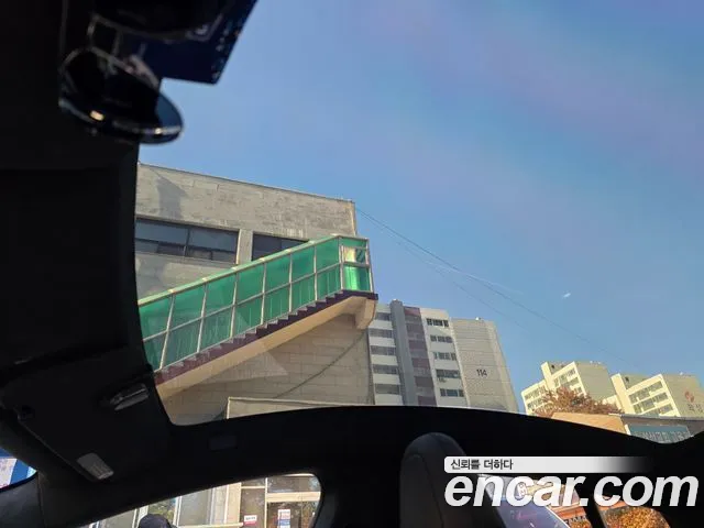 Tesla Model S — Фото автомобиля 9