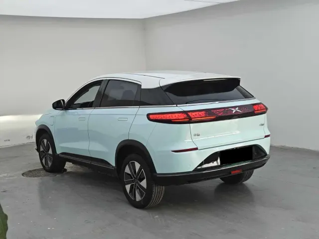 Xpeng G3 — Фото автомобиля 9