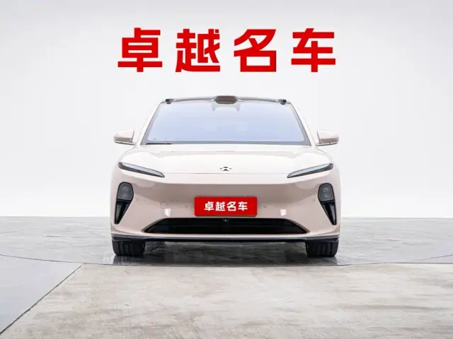 Nio ET5 Touring — Фото автомобиля 5