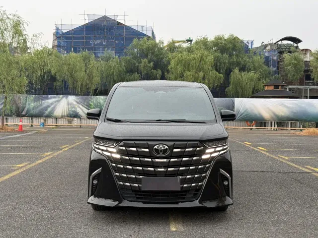 Toyota Vellfire — Фото автомобиля 5