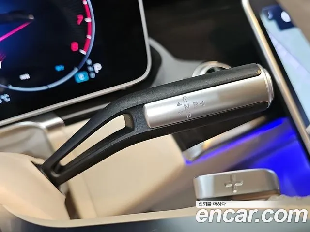 Mercedes-Benz S-Class — Фото автомобиля 9