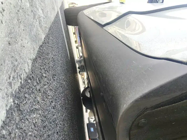 Tesla Model Y — Фото автомобиля 21
