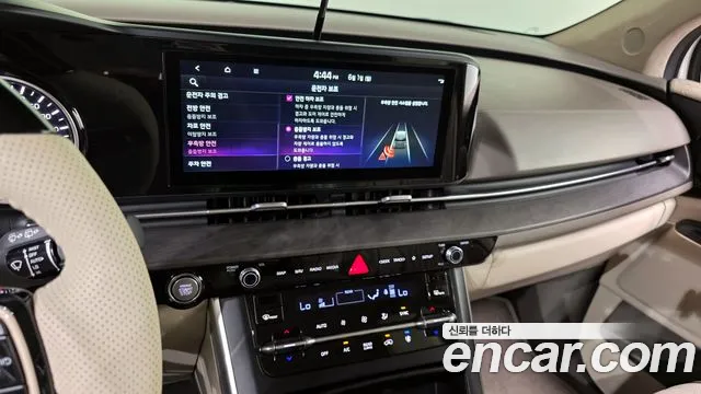 Kia Canival Carnival 4 поколение Бензин 9 мест Prestige — Фото автомобиля 15