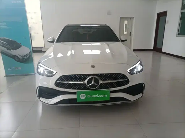 Mercedes-Benz C-Class — Фото автомобиля 2