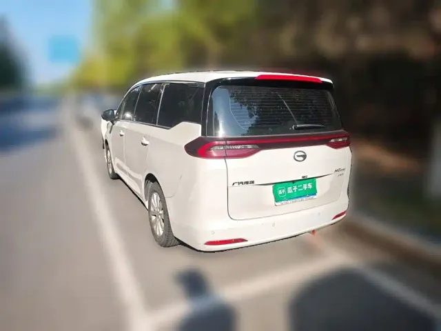 GAC Trumpchi M6 — Фото автомобиля 24