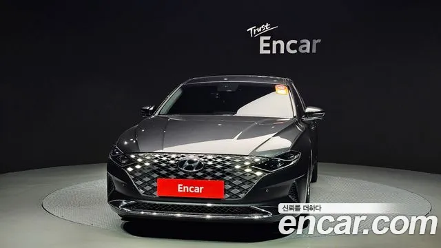 Hyundai Grandeur Новый Grandeur IG — Фото автомобиля 3