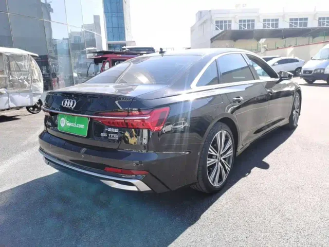 Audi A6L — Фото автомобиля 6