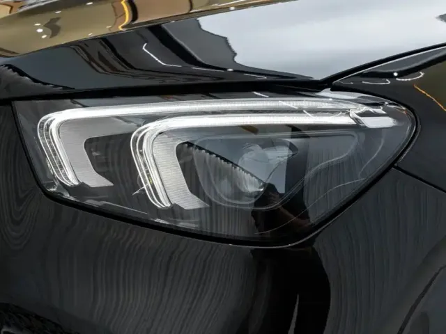 Mercedes-Benz GLE-Class — Фото автомобиля 8