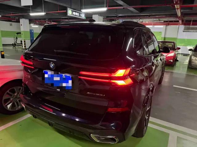 BMW X5 — Фото автомобиля 3
