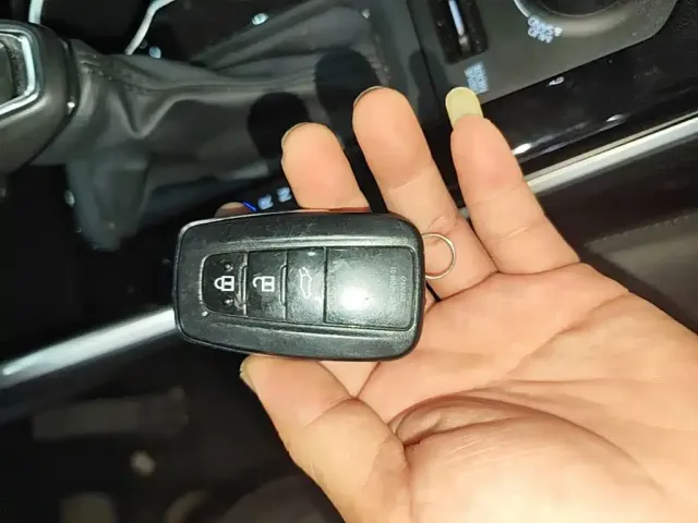 Toyota Highlander 2022 380T 4WD Premium 7-Seater — Фото автомобиля 8